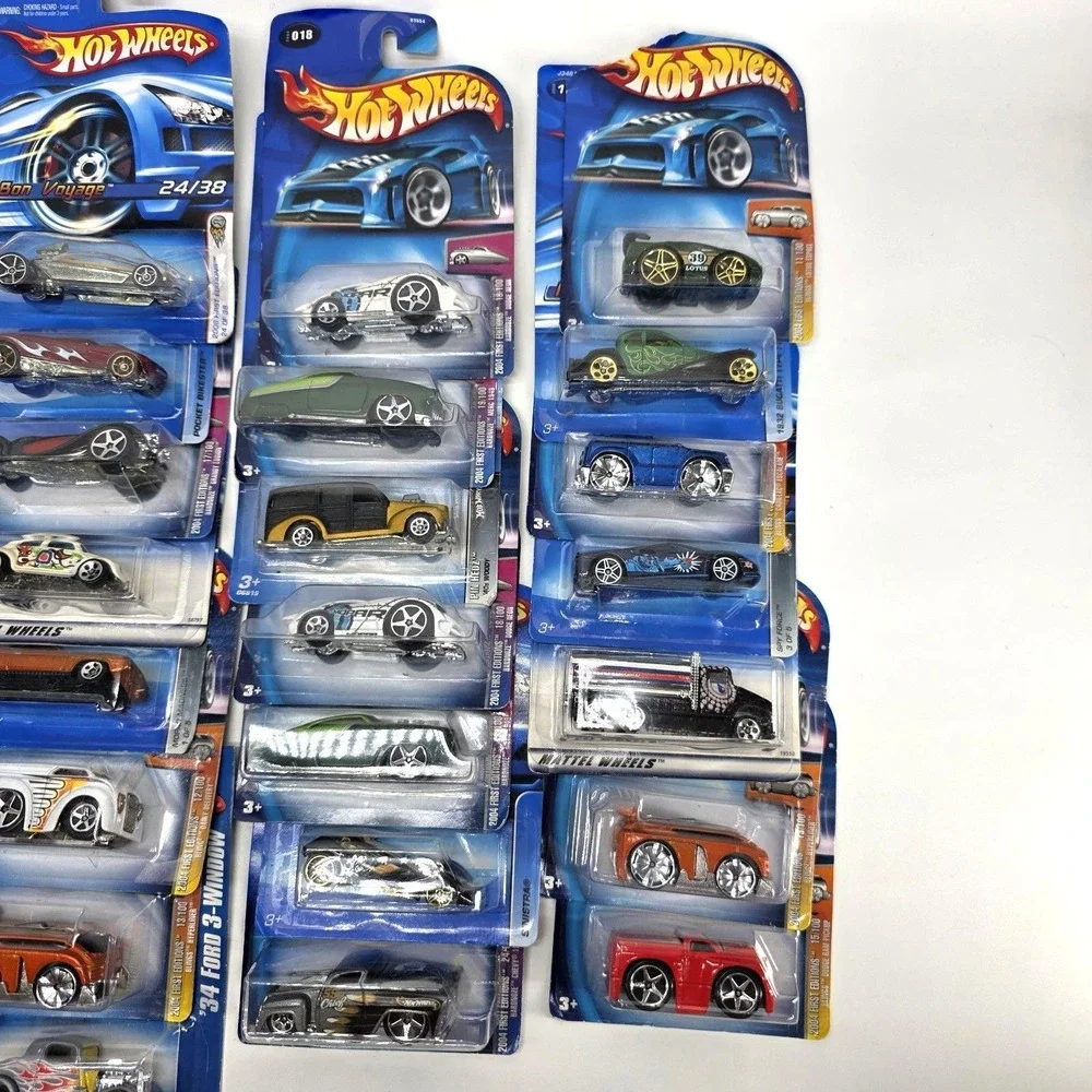 Lot of 44 Vintage Hot Wheels Cars New In Package Diecast Collection 1:64 Scale